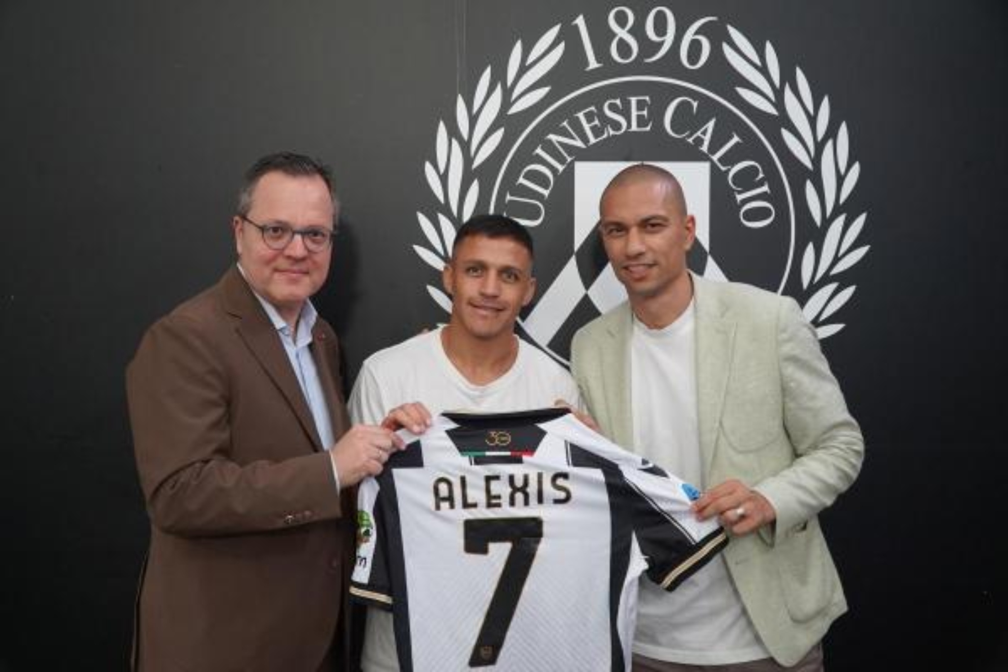 Alexis S�nchez vuelve a Udinese