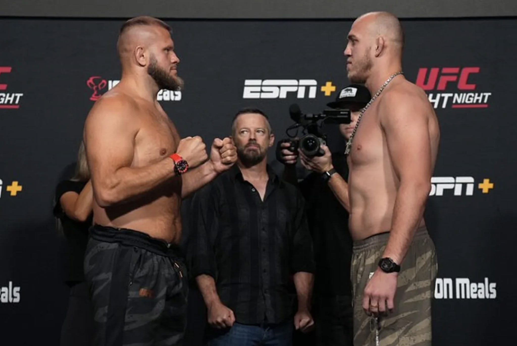 UFC Tybura vs Spivac 2 odds: Who is favorite to win todays UFC fight?