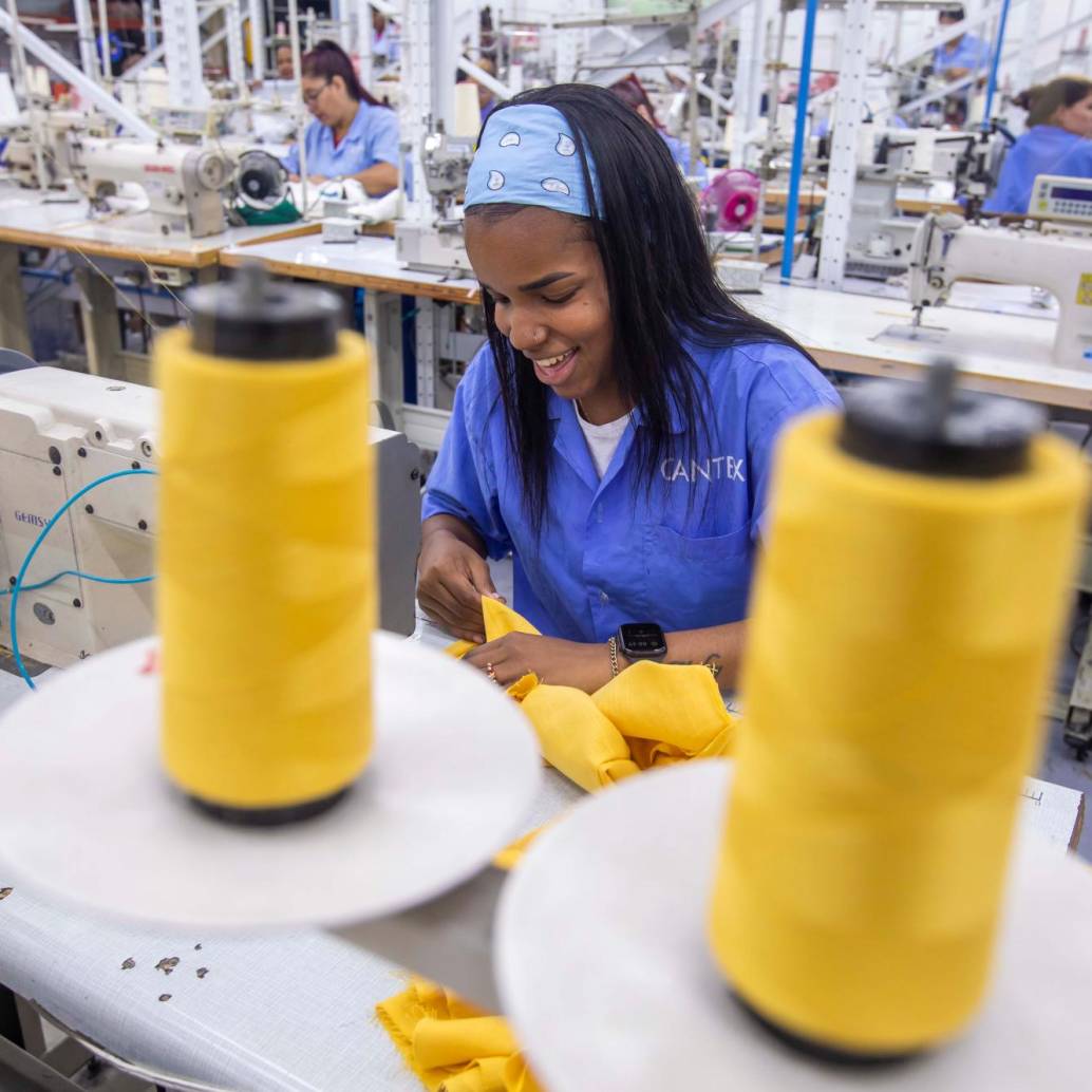 Brecha de género en el mercado laboral colombiano cayó a su nivel más bajo en mayo de 2024. FOTO EL COLOMBIANO