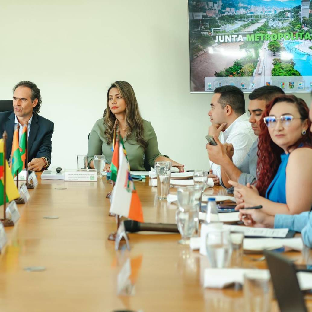 El alcalde de Medellín, Federico Gutiérrez, es el presidente de la junta directiva del Área Metropolitana del Valle de Aburrá. FOTO: CORTESÍA