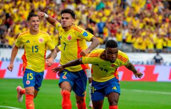 Córdoba, Díaz y Uribe, luego del primer gol de Colombia frente a Panamá. FOTO Juan Antonio Sánchez