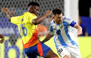 Debido a la destacada actuación de Colombia en la Copa América, subiría algunos puestos en el escalafón FIFA. Foto: Conmebol