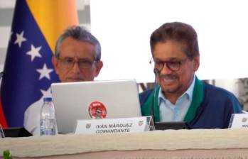 Así se vio Luciano Marín Arango (“Iván Márquez”) durante la instalación del primer ciclo de conversaciones con el gobierno de Gustavo Petro, en Caracas (Venezuela). FOTO cortesía oficina alto comisionado para la paz