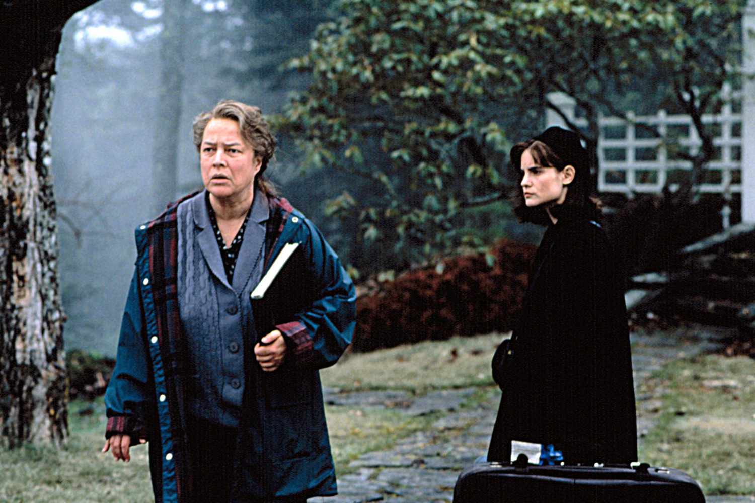 DOLORES CLAIBORNE, Kathy Bates, Jennifer Jason Leigh, 1995