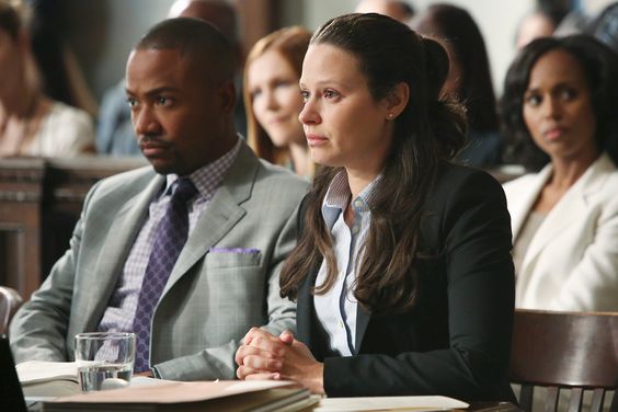 Katie Lowes and Columbus Short on Scandal 