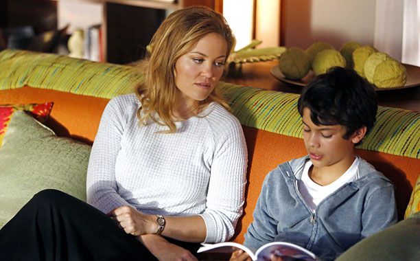 Parenthood is about family, and for Erika Christensen's Julia, that means being the youngest first-generation Braverman sibling and the one-time lawyer who's now a stay-at-home
