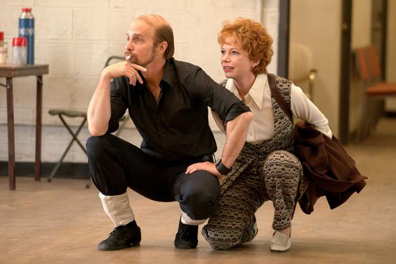 FOSSE VERDON "Glory" Episode 4 (Airs Tuesday, April 30, 10:00 pm/ep) -- Pictured: (l-r) Sam Rockwell as Bob Fosse, Michelle Williams as Gwen Verdon. CR: Michael Parmelee/FX