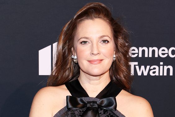 Drew Barrymore attends the 24th Annual Mark Twain Prize For American Humor at The Kennedy Center on March 19, 2023 in Washington, DC.