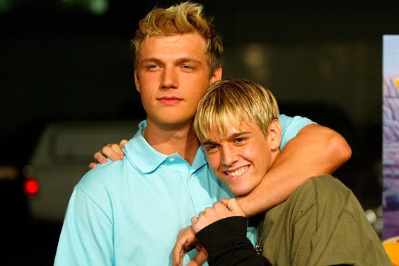 HOLLYWOOD, CA - APRIL 14: Aaron and Nick Carter (L) aririve for the "Simple Life 2" Welcome Home Party at The Spider Club on April 14, 2004 in Hollywood, California. (Photo by Frazer Harrison/Getty Images)