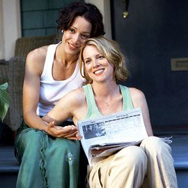 Jennifer Beals, Laurel Holloman, ...