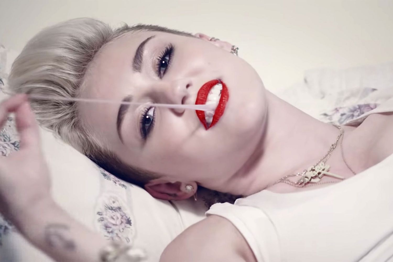 Miley Cyrus &ldquo;We Can_t Stop&rdquo;