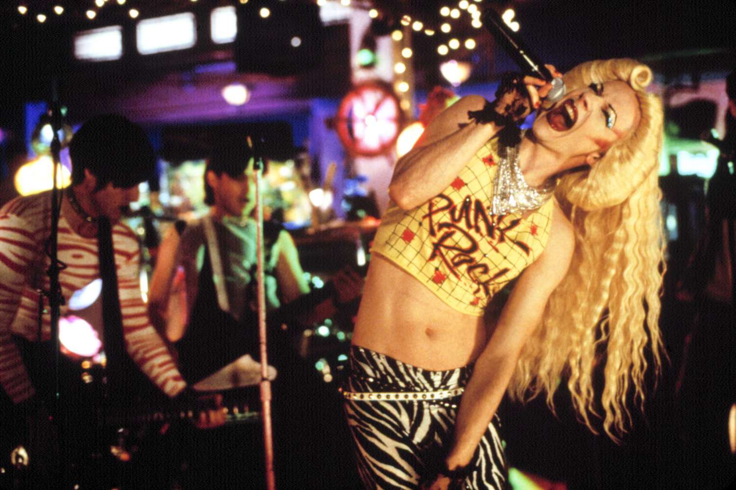 HEDWIG AND THE ANGRY INCH, John Cameron Mitchell, 2001, ©Fine Line Features/courtesy Everett Collect