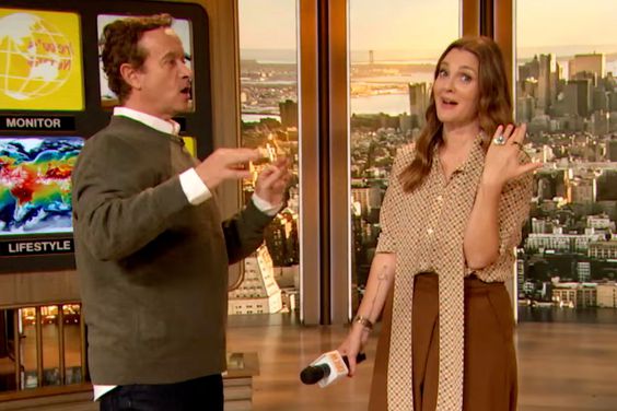 Drew Barrymore and Pauly Shore on The Drew Barrymore Show