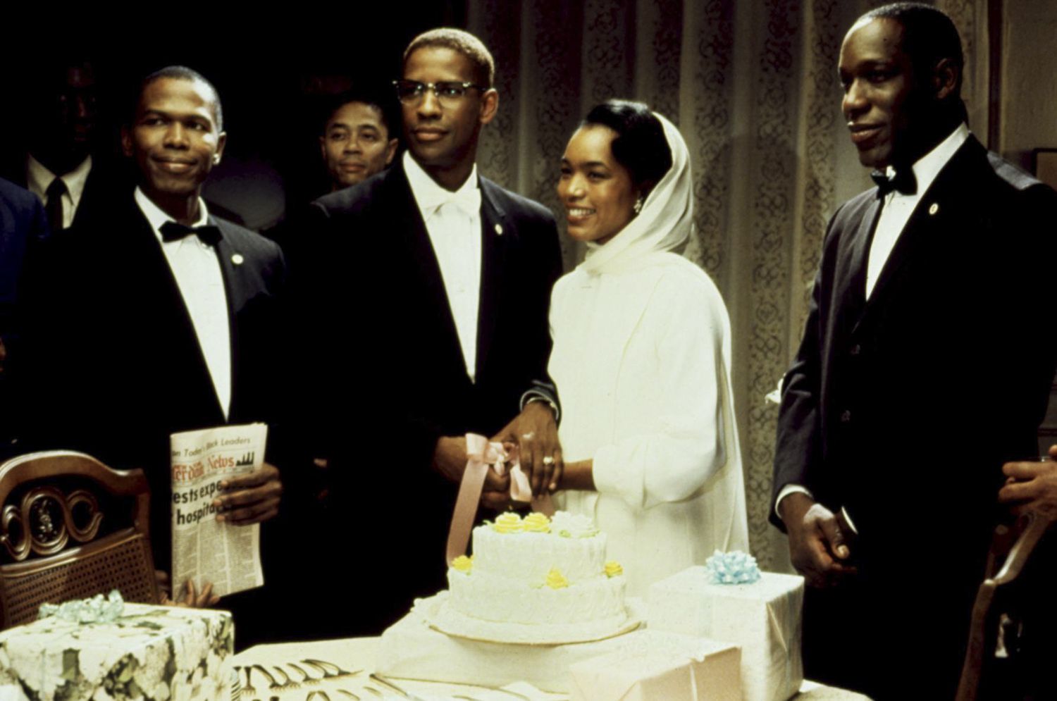 MALCOLM X, Denzel Washington, Angela Bassett, 1992