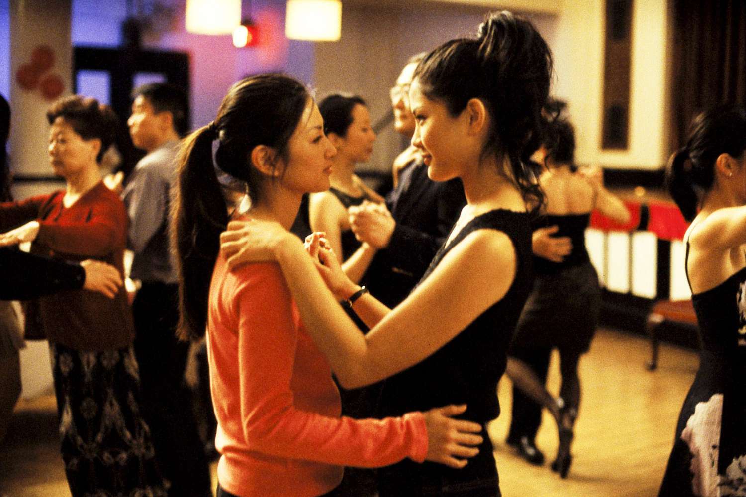 SAVING FACE, Michelle Krusiec, Lynn Chen, 2005, &copy; Sony Pictures Classics/courtesy Everett Collection