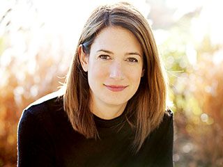 GILLIAN FLYNN