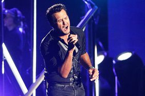 All Crops: 623236286 Collection: Getty Images Entertainment NASHVILLE, TN - NOVEMBER 02: Luke Bryan performs onstage during the 50th annual CMA Awards at the Bridgestone Arena on November 2, 2016 in Nashville, Tennessee. (Photo by Taylor Hill/Getty Images