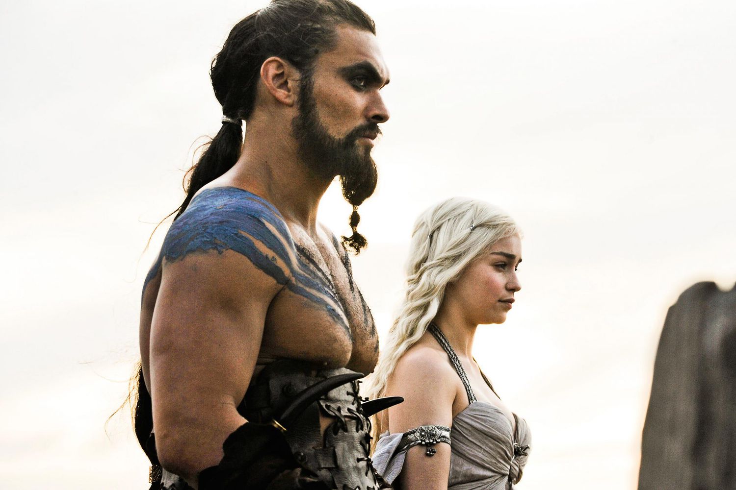 GAME OF THRONES Season 1Jason Momoa, Emilia Clarke