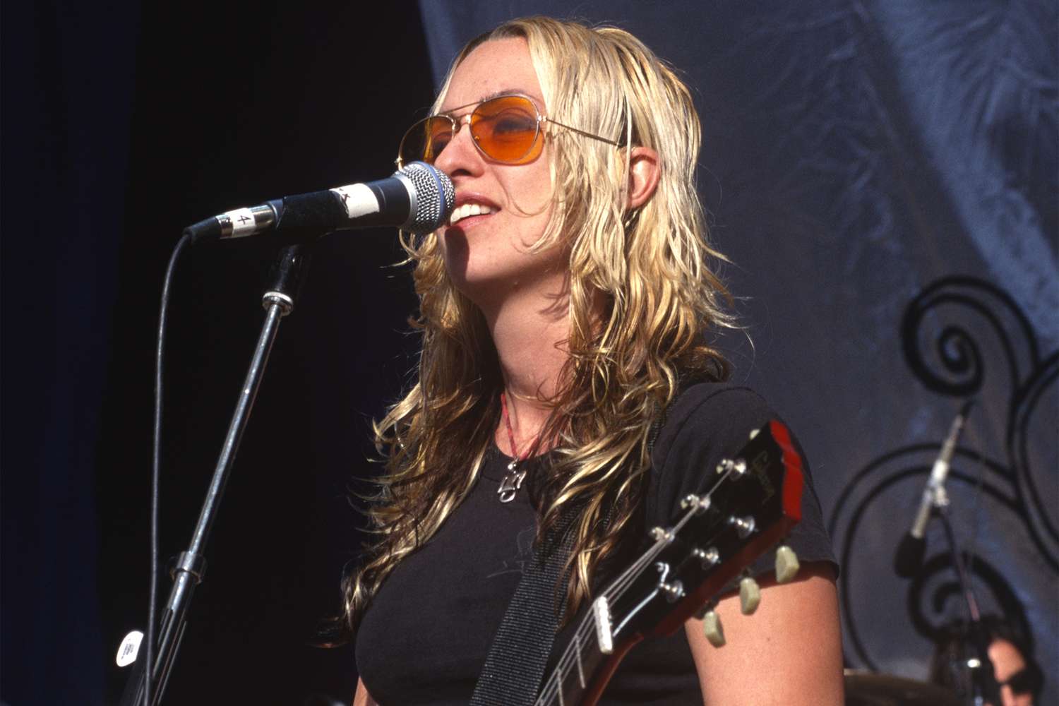 Vivian Trimble of Luscious Jackson performs during the Lilith Fair at Shoreline Amphitheatre on July 14, 1999 in Mountain View, California
