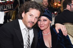 Kurt Iswarienko and Shannen Doherty at American Cancer Society's Giants of Science Los Angeles Gala on November 5, 2016 in Los Angeles, California.