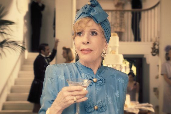 Carol Burnett in Palm Royale