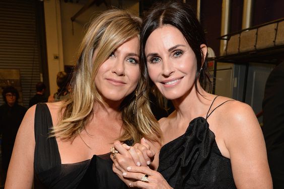 Jennifer Aniston and Courteney Cox