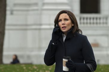 Maggie (JUNE DIANE RAPHAEL)in LONG SHOT. Photo Credit: Lionsgate