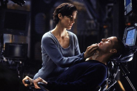 THE MATRIX, Carrie-Anne Moss, Keanu Reeves, 1999. (c) Warner Bros./ Courtesy: Everett Collection.