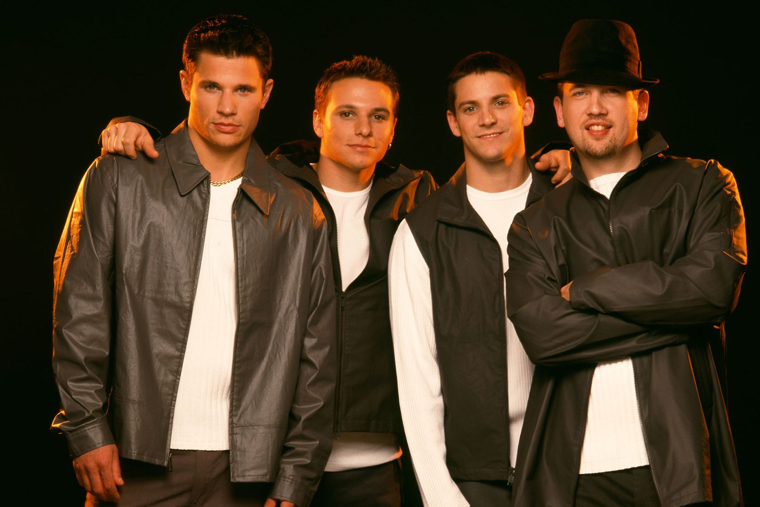 Nick Lachey, Drew Lachey, Jeff Timmons, and Justin Jeffre of 98 Degrees