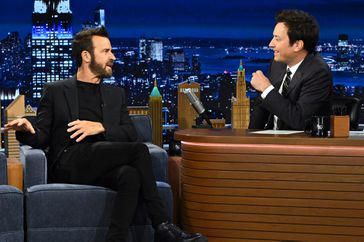 THE TONIGHT SHOW STARRING JIMMY FALLON -- Episode 2015 -- Pictured: (l-r) Actor Justin Theroux during an interview with host Jimmy Fallon on Wednesday, September 4, 2024