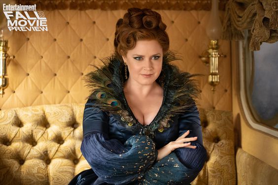 Fall Movie Preview Amy Adams as Giselle in Disney's live-action DISENCHANTED