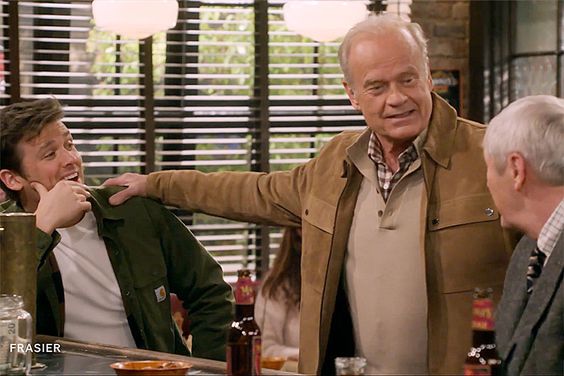 Same Frasier. New skyline. The new series follows Dr. Frasier Crane (Kelsey Grammer) in the next chapter of his life as he returns to Boston with new challenges to face, new relationships to forge, and an old dream or two to finally fulfill.