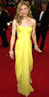 Renee Zellweger | 6. REN&Eacute;E ZELLWEGER (2001) Before she garnered buzz for Bridget Jones's Diary , the actress caught our eye in a lemon yellow vintage Jean Dees&egrave;s