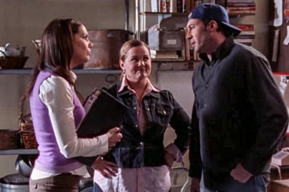 Gilmore Girls Talking about Luke's Butt