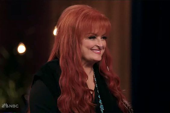 The Knockouts begin, Wynonna Judd arrives as Mega Mentor