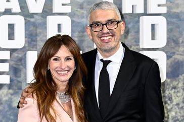 Julia Roberts and Sam Esmail attend the Leave The World Behind special screening
