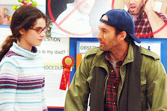 All Crops: Gilmore Girls "The Prodigal Daughter Returns" (Episode #609) Image #GG609-0116 Pictured (l-r): Vanessa Marano as April, Scott Patterson as Luke Danes Credit: &copy; The WB/Patrick Ecclesine