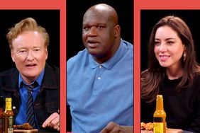 Conan O'Brien,Shaquille OâNeil,Aubrey Plaza in Hot Ones