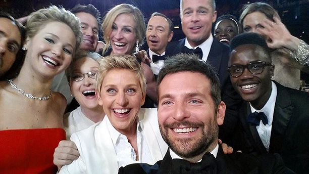 Ellen DeGeneres Organizes an Oscar-Worthy Selfie, 2014 Oscars