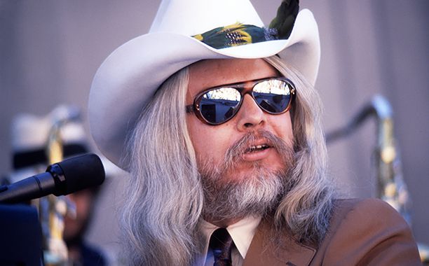 GALLERY: Stars We Lost in 2016: ALL CROPS: 113279932 BERKELEY, CA - SEPTEMBER 1977: Leon Russell performs at the Greek Theater on September 4, 1977 in Berkeley, California. (Photo by Ed Perlstein/Redferns/Getty Images)