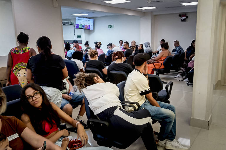 Hospitais privados de SP registram alta por casos de dengue e gripais