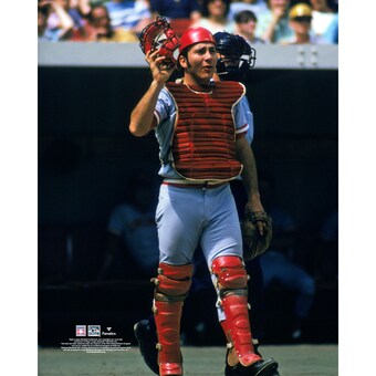 Unsigned Cincinnati Reds Johnny Bench Fanatics Authentic Walks Onto Field Photograph