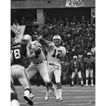 Unsigned Miami Dolphins Bob Griese Fanatics Authentic Throwing Photograph