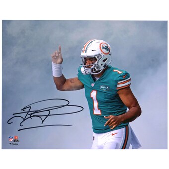 Autographed Miami Dolphins Tua Tagovailoa Fanatics Authentic 8" x 10" Player Introduction Photograph