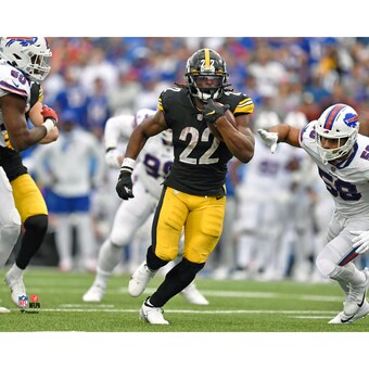 Unsigned Pittsburgh Steelers Najee Harris Fanatics Authentic NFL Rookie Debut Photograph