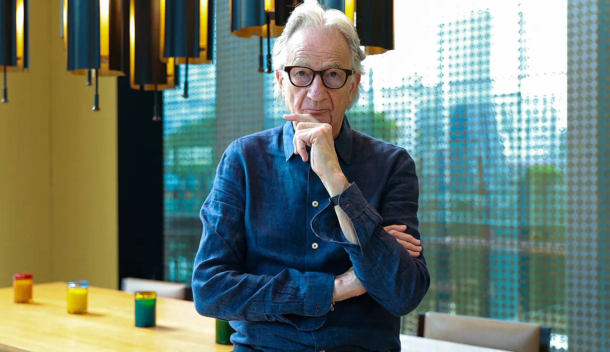 คุยกับนักออกแบบระดับตำนาน Sir Paul Smith ถึงเรื่องราวของงานเทเลอริ่งที่กลายเป็นที่จดจำ