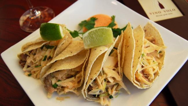 dining-vino-volo-tacos.jpg