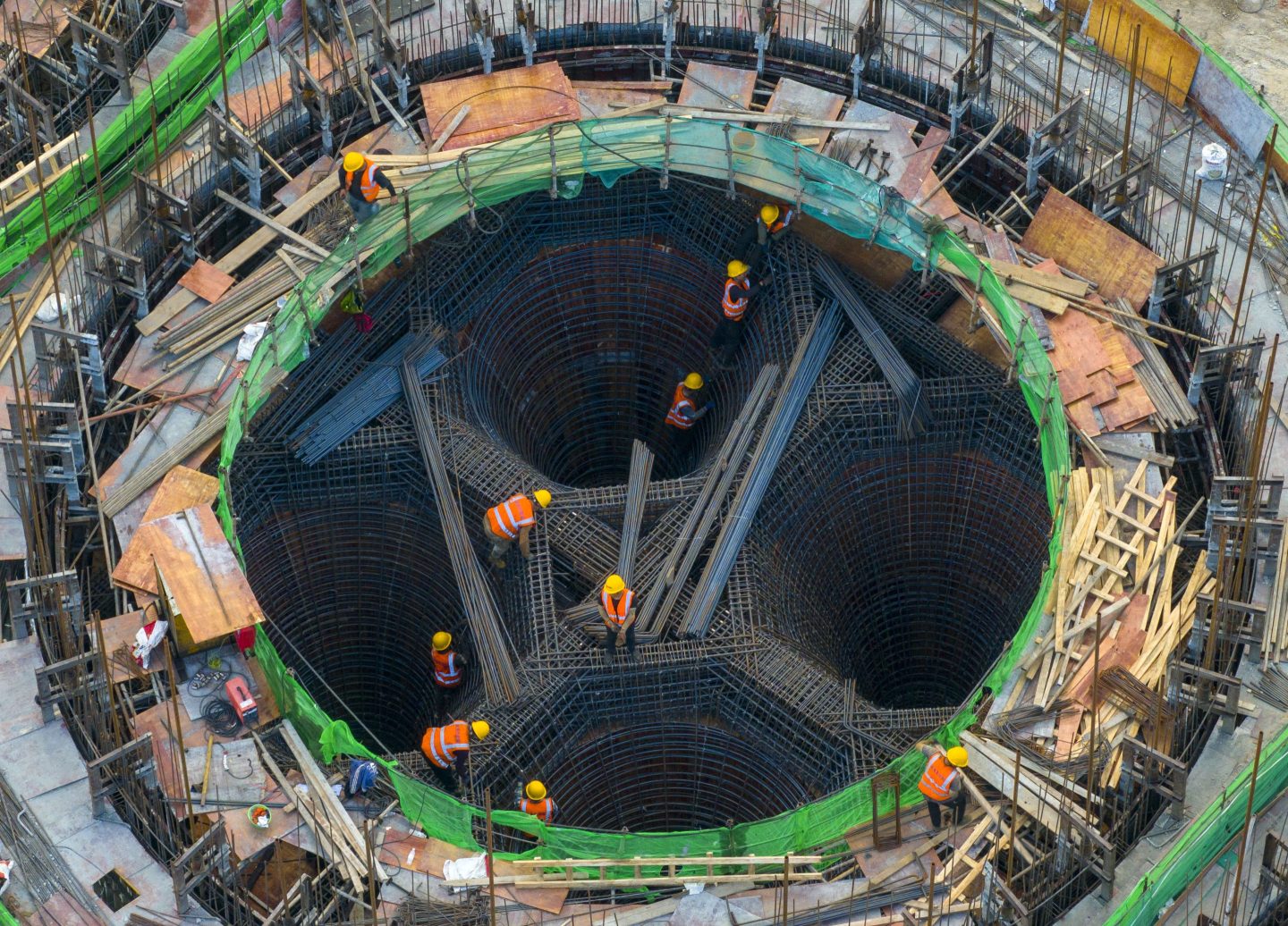 HUAI&#8217;AN, CHINA &#8211; OCTOBER 27, 2023 &#8211; Workers work at the construction site of a green low-carbon upgrade project for a blast furnace of Jiangsu Shagang Group Huigang Special Steel Co., Ltd. in Huai &#8216;an City, Jiangsu Province, China, Oct. 27, 2023. (Photo by Costfoto/NurPhoto via Getty Images)