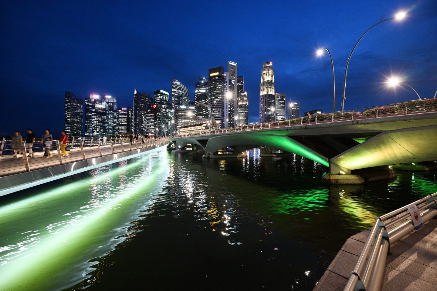 Singapore's built-in barriers means it has no choice but to innovate in developing AI data centers. 