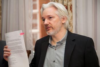 Julian Assange speaks to the media at a press conference in London, United Kingdom (file).